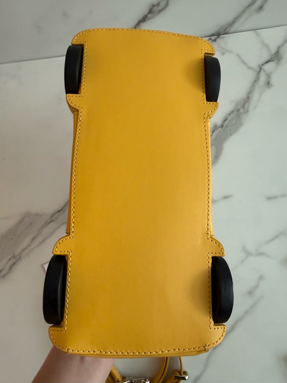 Kate Spade Beep Beep Car Crossbody Novelty Bag - Picture 7 of 7